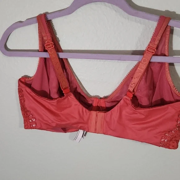 VICTORIA SECTRET Elegant Lace Coral Bra Size 40DDD. - Picture 5 of 11